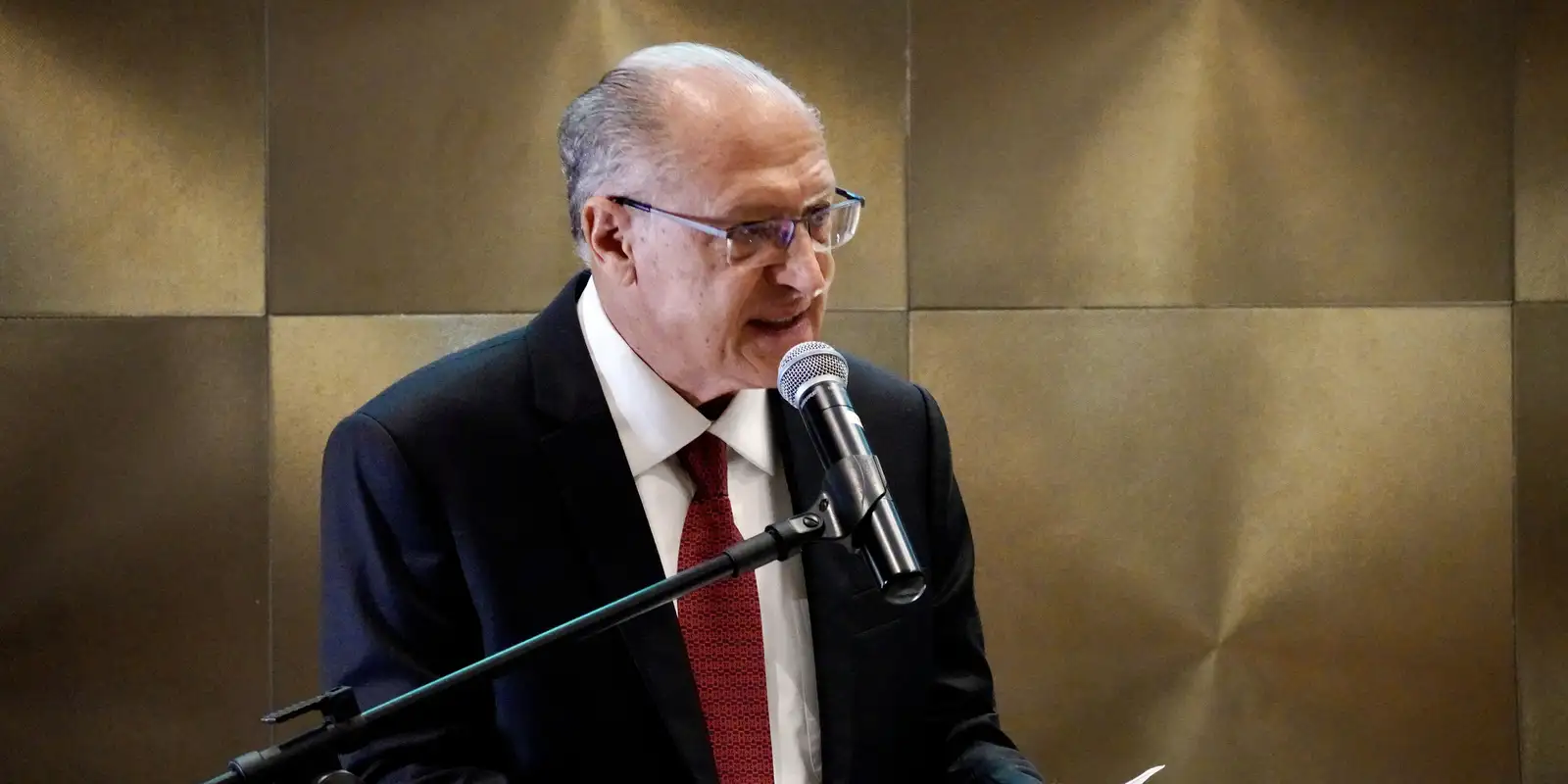 alckmin:-pix-e-patrimonio-nacional-e-nao-entra-em-negociacao-com-eua