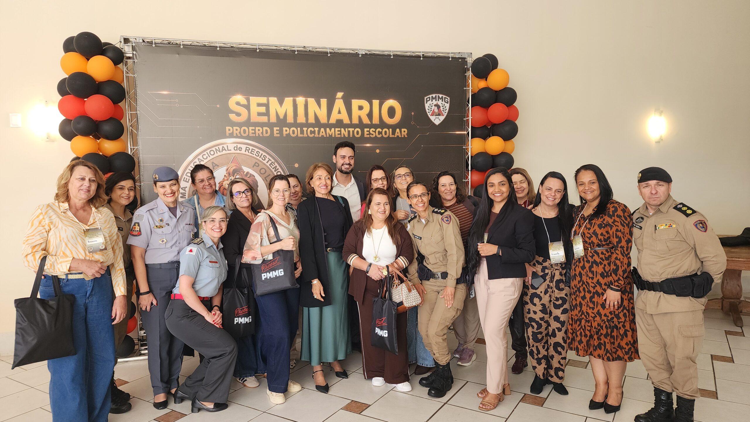 educacao-de-minas-gerais-fortalece-parceria-com-a-policia-militar-para-ampliar-o-proerd-nas-escolas-do-estado